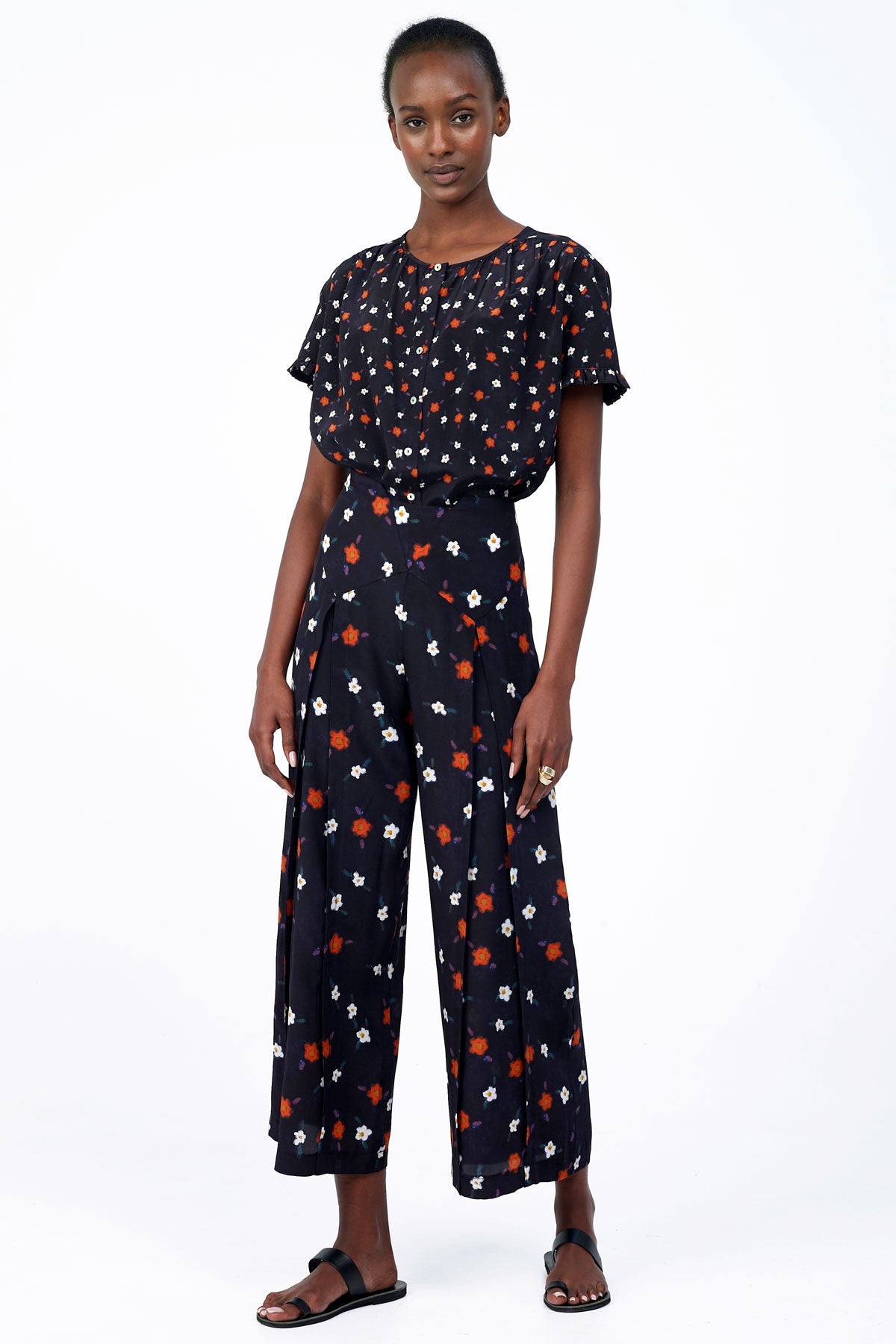 Silk Cropped Pants