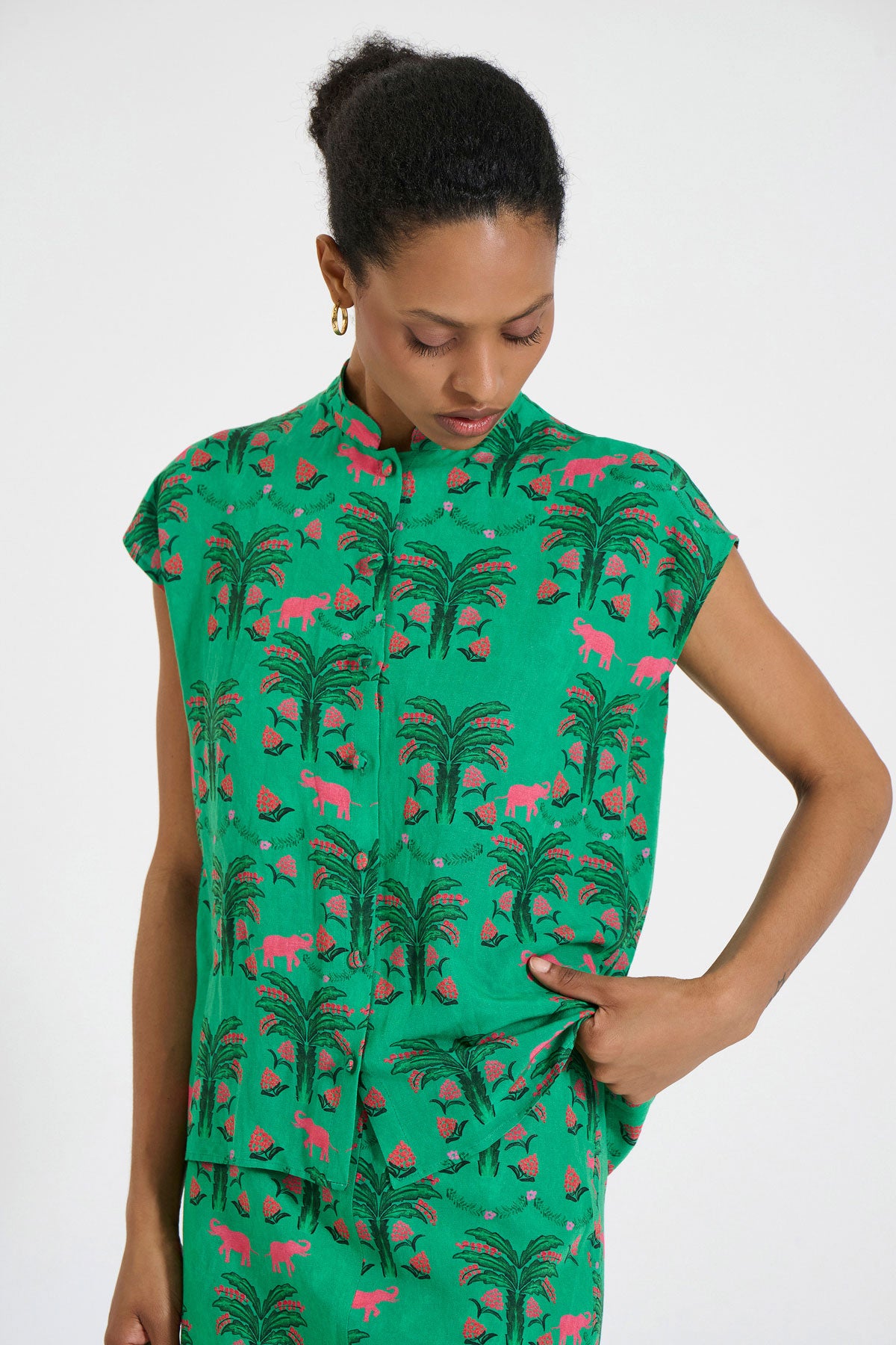 Sleeveless Blouse