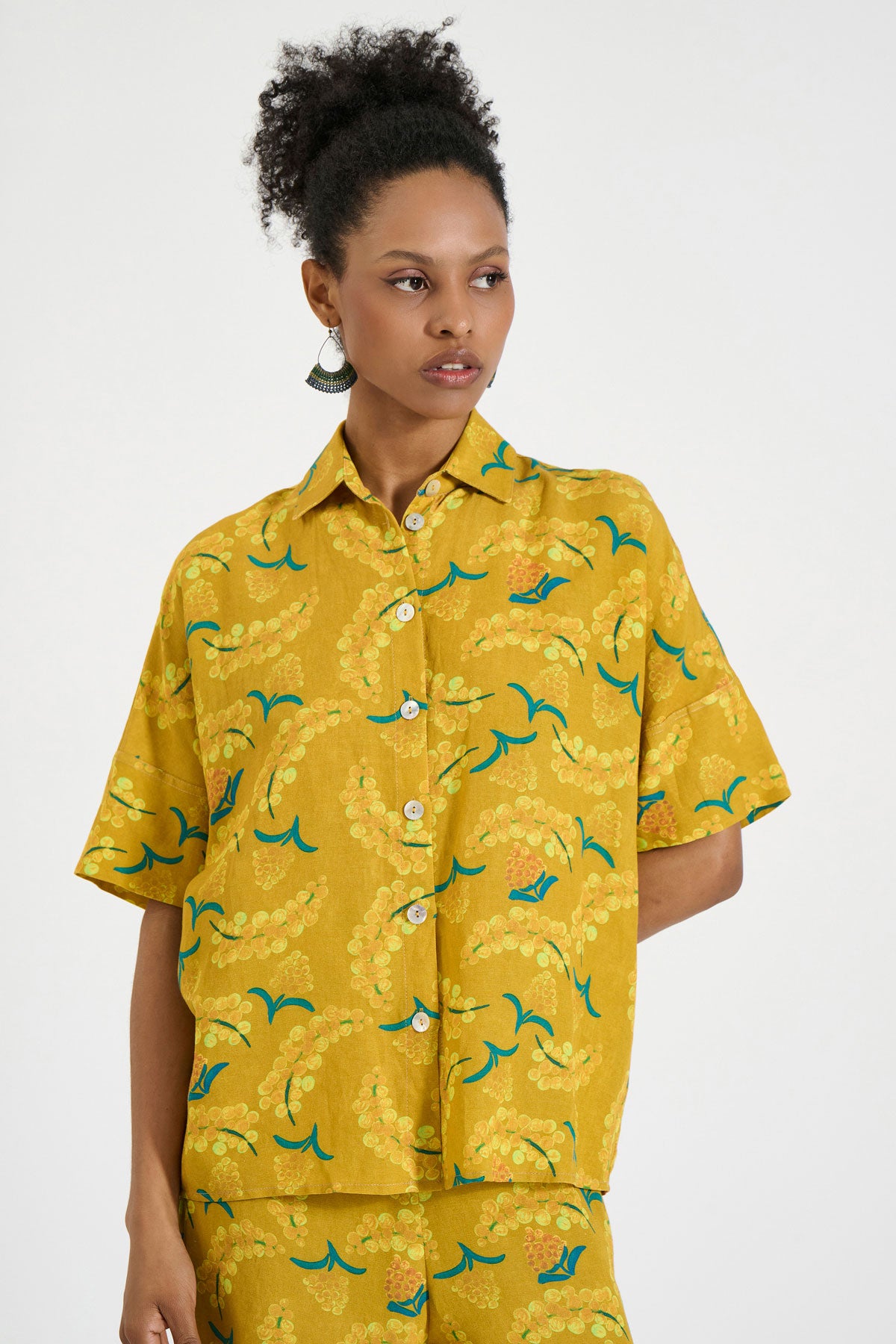 Short-Sleeved Shirt
