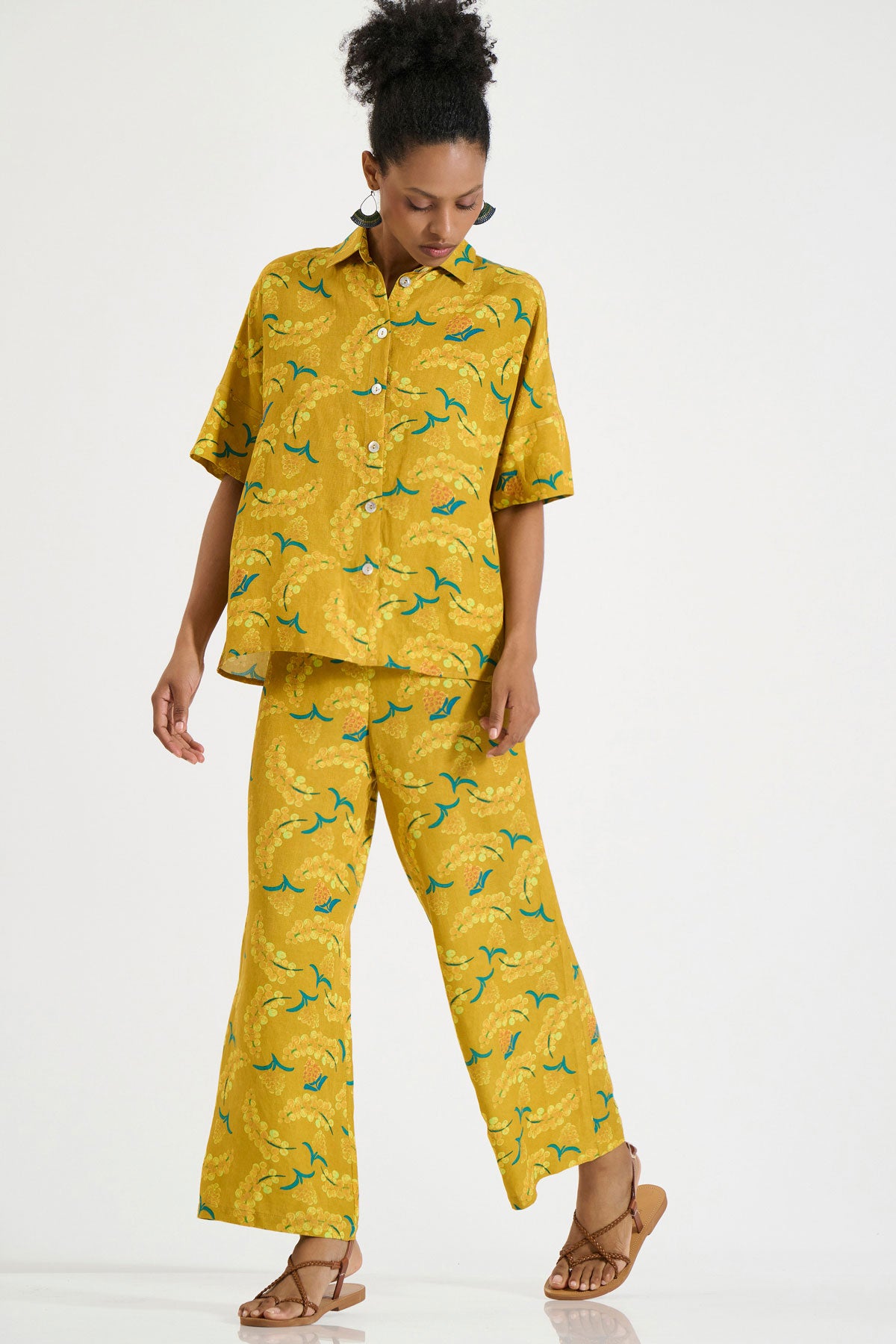 Cropped Pants